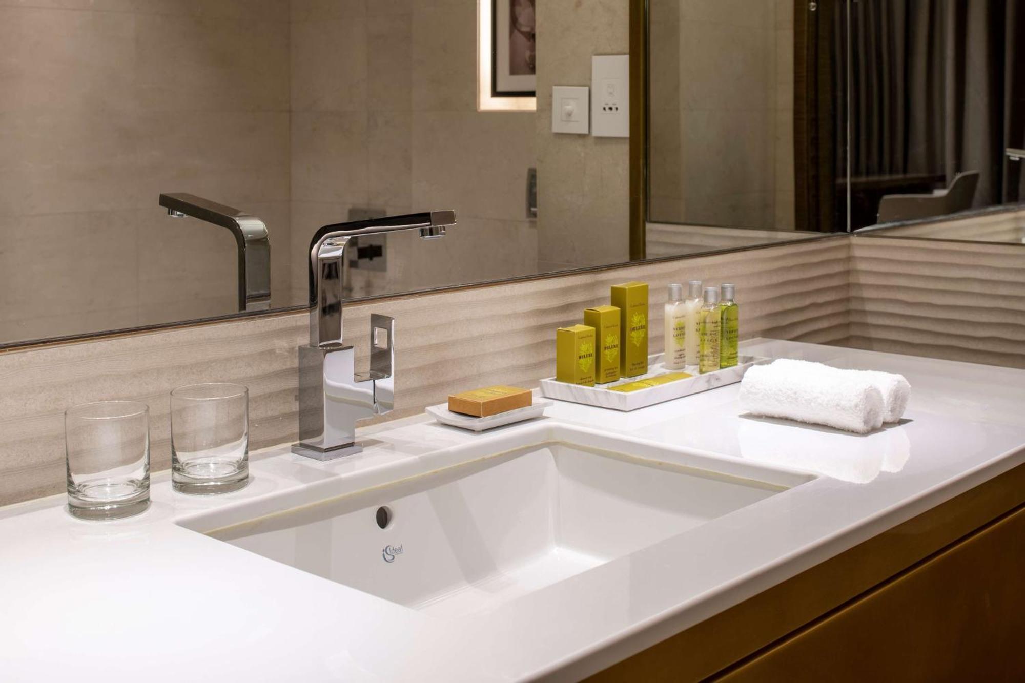 Doubletree Suites By Hilton - Riyadh Financial District Exteriér fotografie